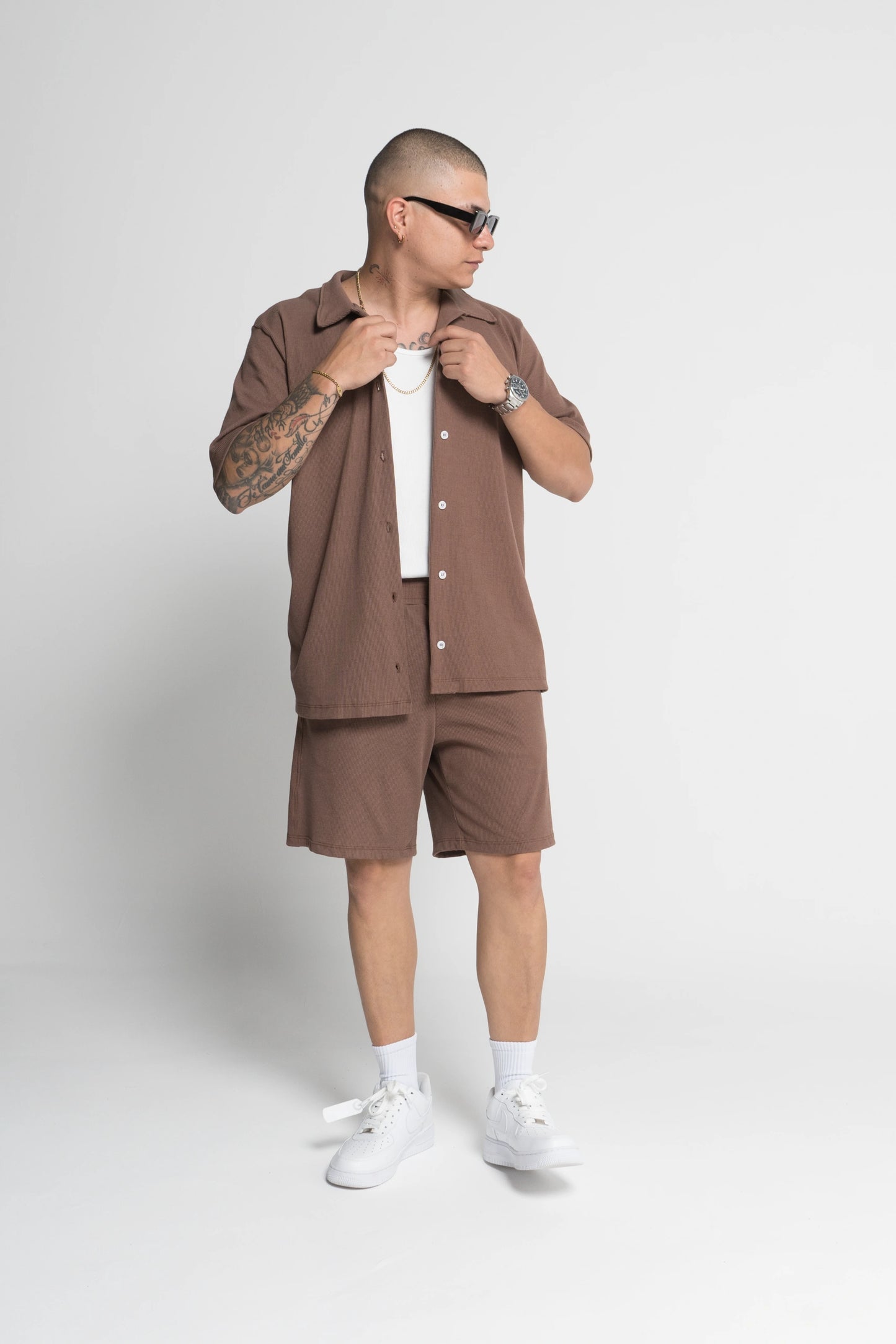 CONJUNTO RIB PREMIUM (TABACO) - PANTALONETA (SHORT) + CAMISA + CAMISILLA